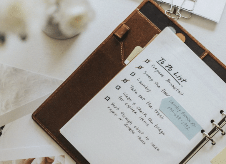 How to Build a Wedding Day Timeline That Doesn’t Fall Apart